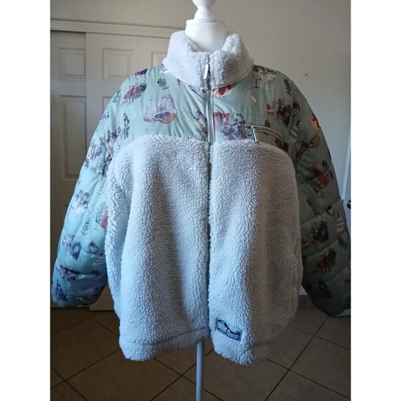 Disney Parks Haunted‎ Mansion Sherpa Puffer Women's  Jacket Plus Size 2X - Picture 2 of 16